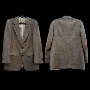 VINTAGE HUNTING HORN WOOL SPORTS COAT BLAZER W/ SUEDE ELBOWS 41” chest